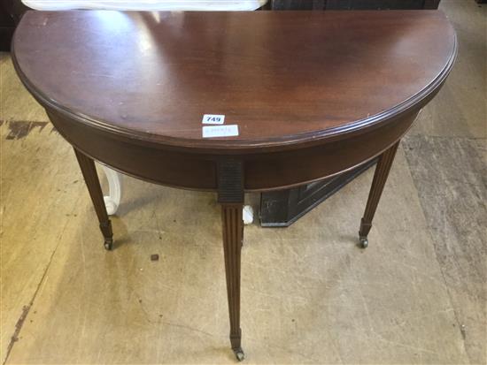 Edwardian mahogany demi lune card table